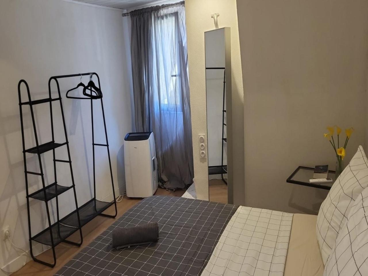 Spacious Town House With Balcony Montagnac  Dış mekan fotoğraf